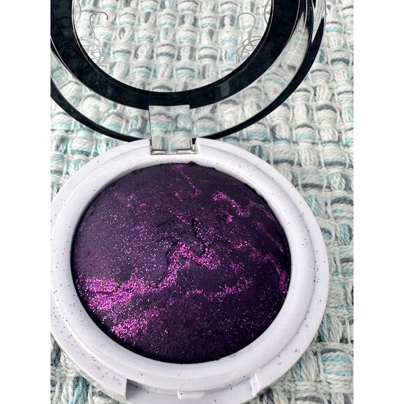 HARD CANDY Meteor Eyes Baked Eyeshadow 274 SUPERNOVA 0.11 oz. New - Picture 2 of 3